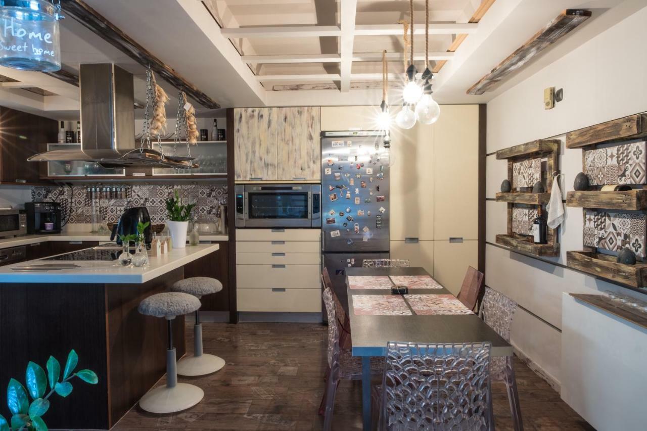 Relux Suite Agios Nikolaos  Bagian luar foto